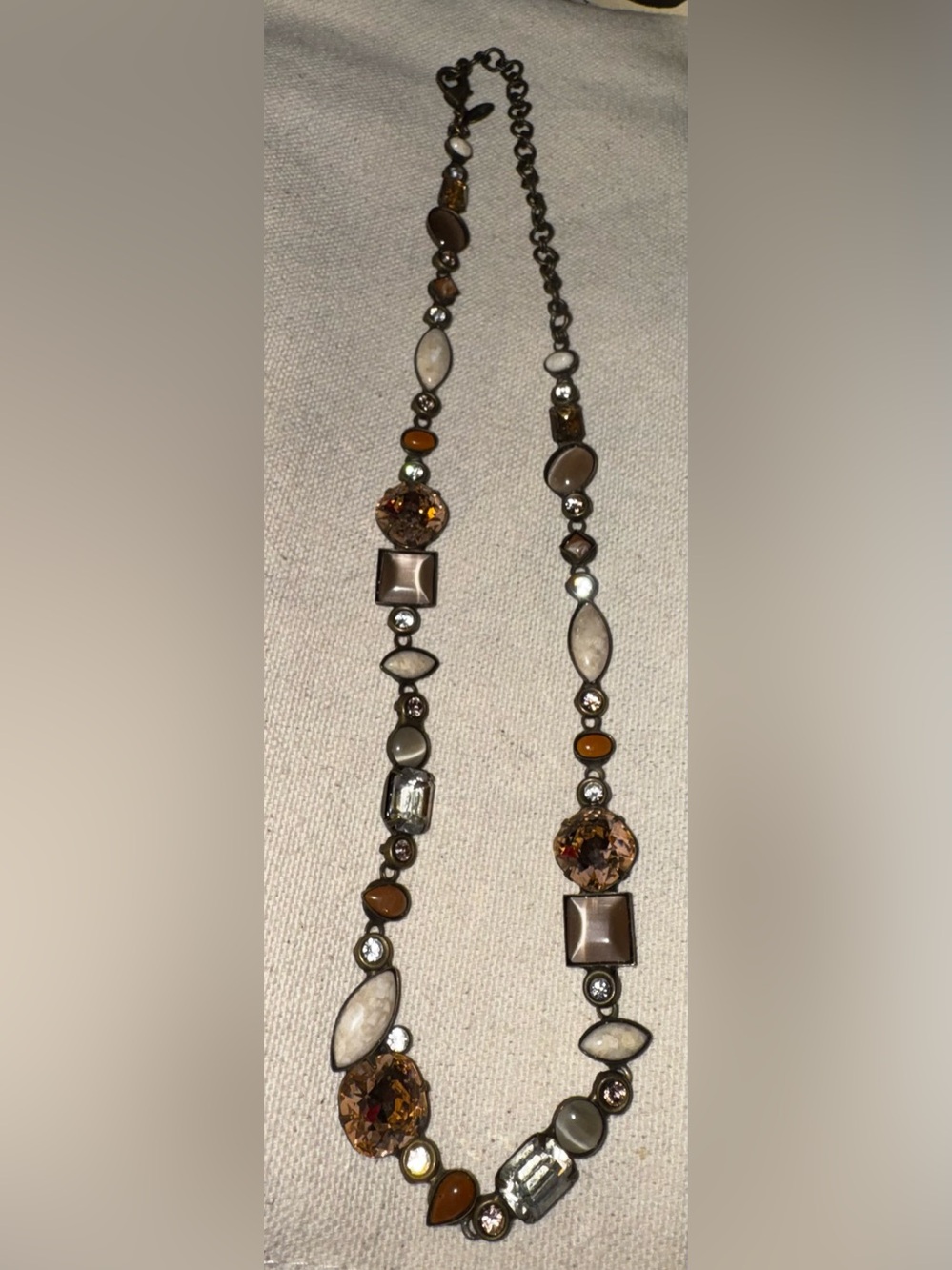 Vintage Sorrelli Statement Necklace 18”